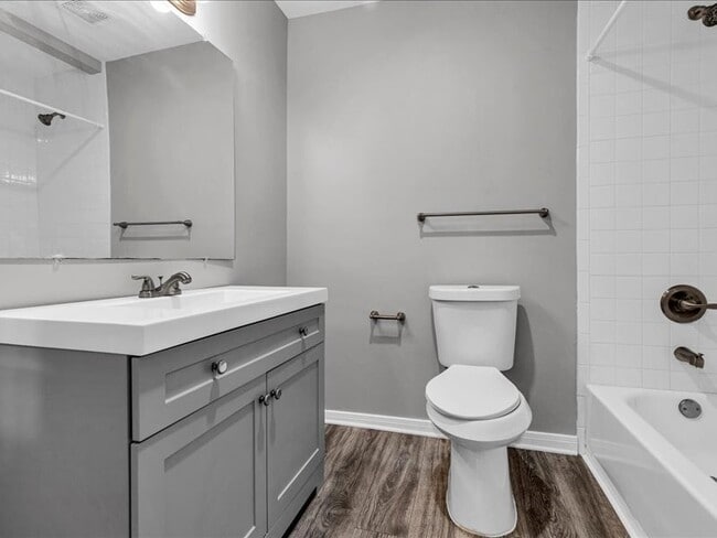 Building Photo - 9519 Pagewood Ln