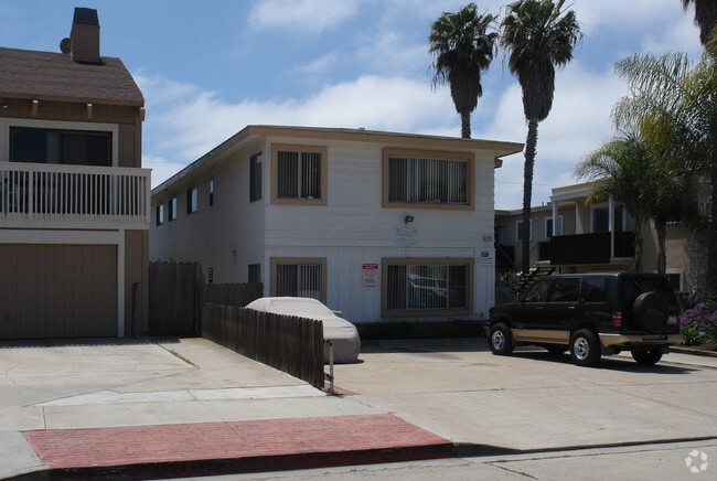 Primary Photo - Reed Avenue Apartments