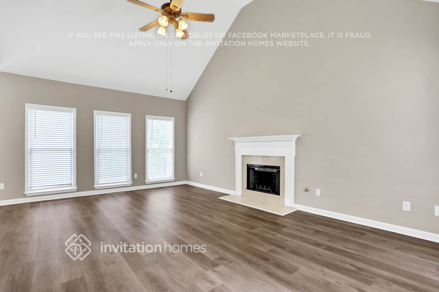 Building Photo - 87 Golden Aster Trce