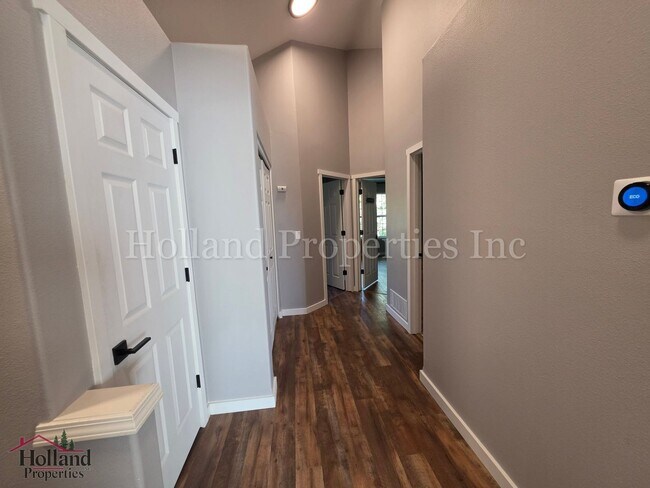 Building Photo - 3255 SW 179th Terrace