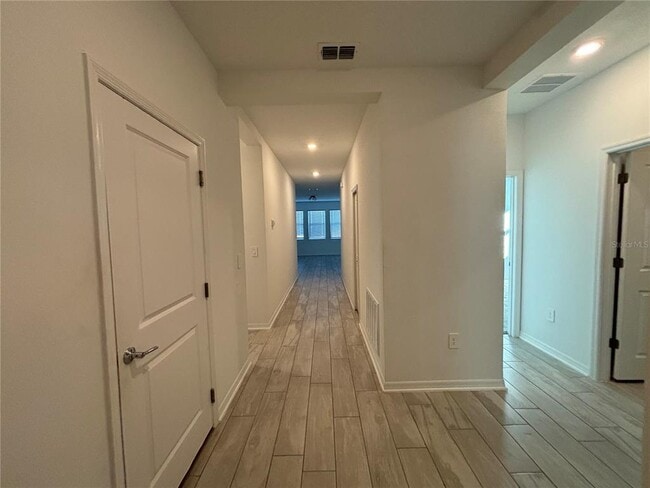 Building Photo - 724 Grove St