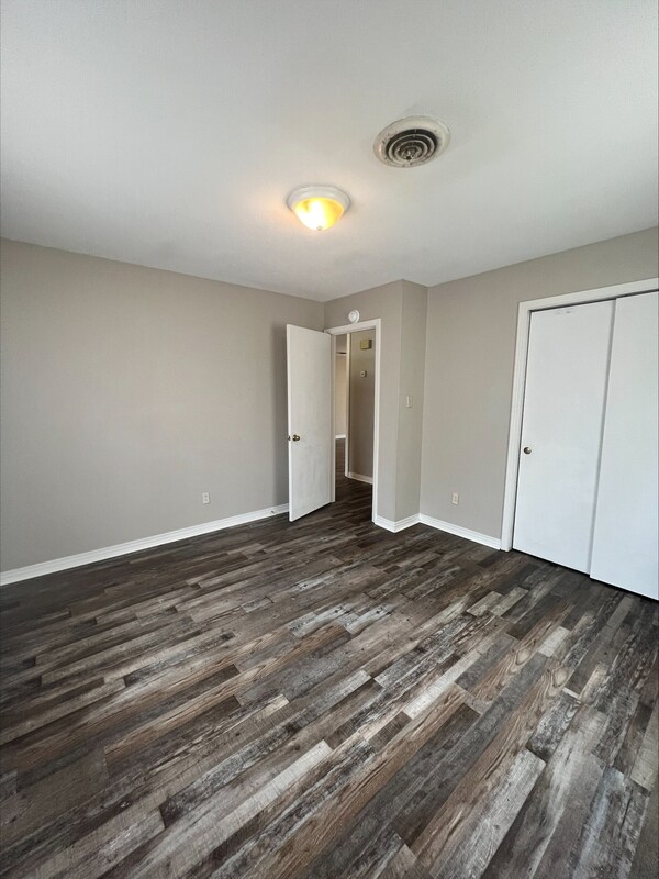 Building Photo - 115 Old Denmark Rd