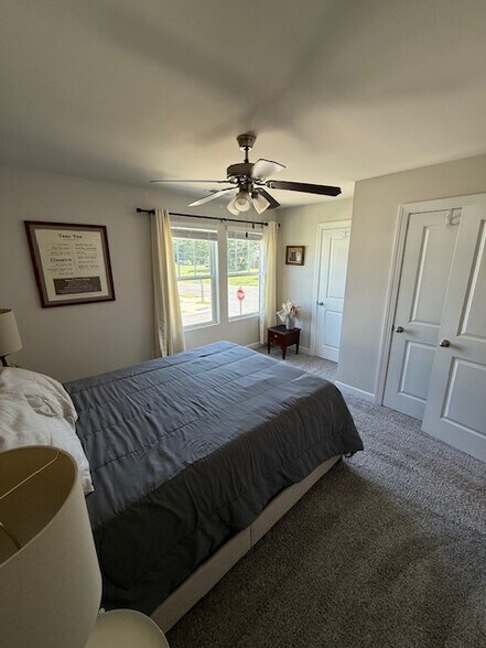 Second bedroom - 1216 Plumcrest Dr