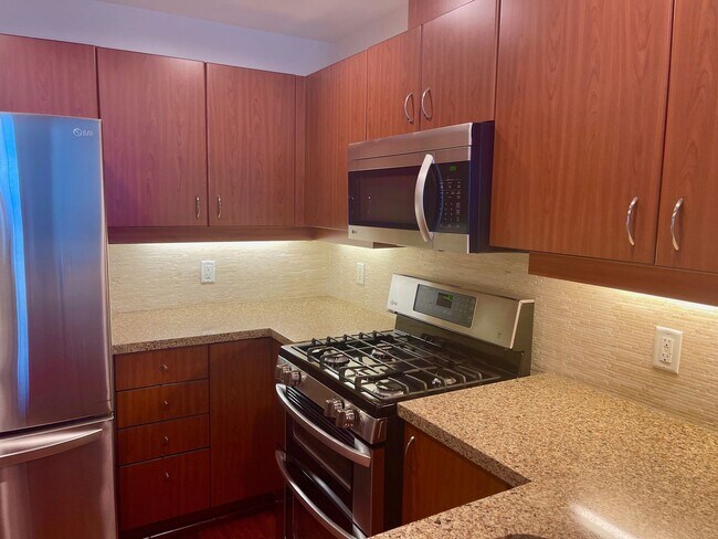 Building Photo - Live in the Heart of Little Italy at La Vita — 1 Bed / 1 Bath Condo with Parking, Laundry & Resor...