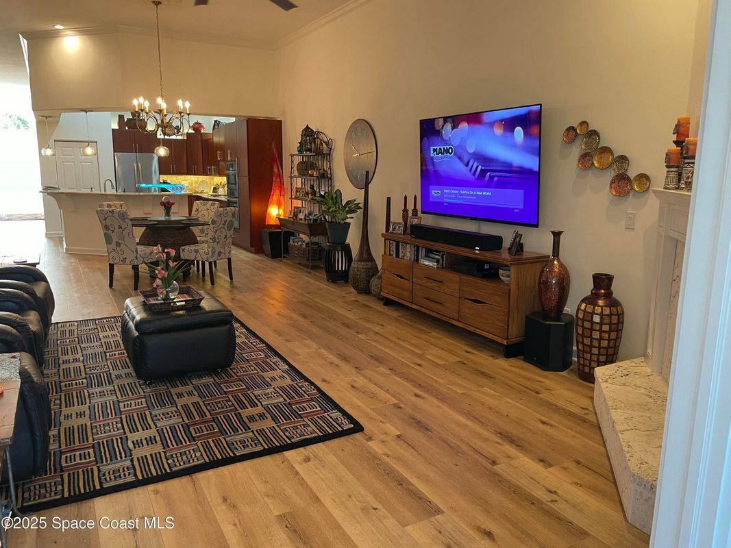 Building Photo - 12 Marina Isles Blvd