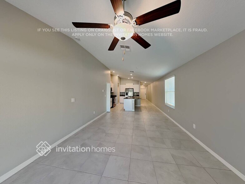 Building Photo - 2204 Jungle Dr