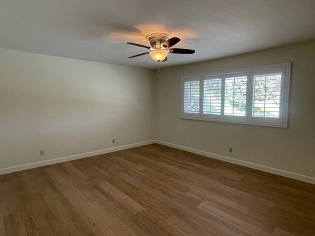 Building Photo - Charming Camarillo Retreat with Stunning M...