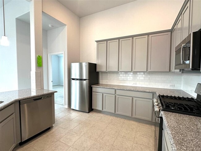 Building Photo - 469 Durian Lp