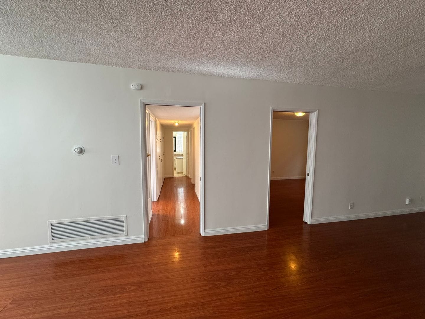 Building Photo - 1065 S Holt Ave