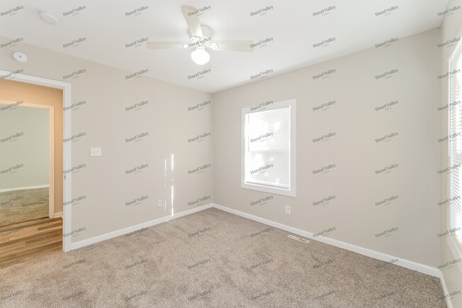 Building Photo - 3709 E 36th St