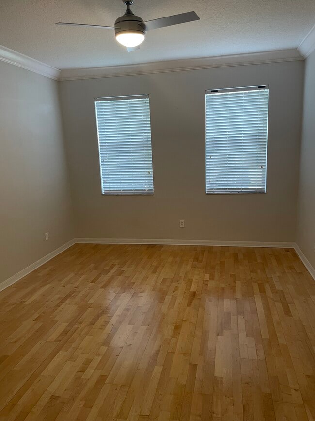 Building Photo - 1235 Travertine Terrace