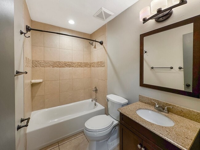 Building Photo - 3bed/2bath Condo, 10 minutes from Breck! Year lease (possible 6 month winter could be discussed)!