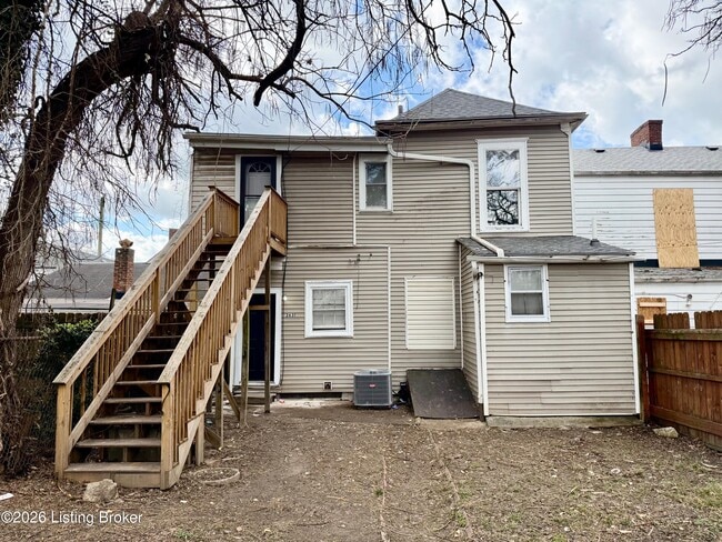 Building Photo - 2631 W Madison St