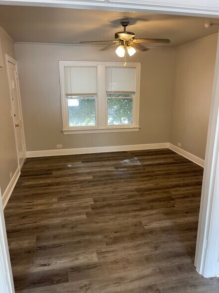 Building Photo - 2415 Avenue G
