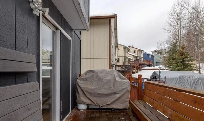Building Photo - Cozy 3 Bedroom, 2.5 Bath Home in Eagle River