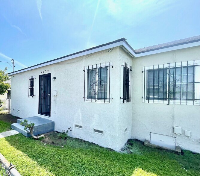 Building Photo - 4152 W 107th St