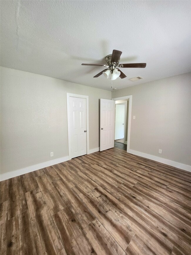 Building Photo - 9110 Kentshire Dr