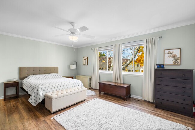 Building Photo - 48 Randall Ave