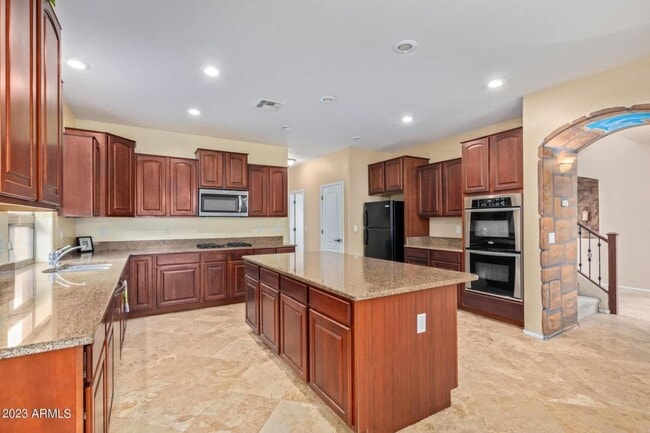 Building Photo - 104 W Red Mesa Trail