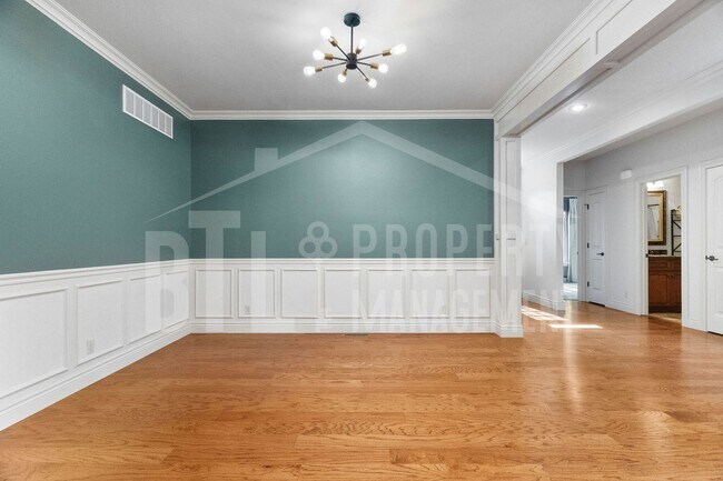 Building Photo - 3 Bedroom/2 Bath Duplex in Stonebridge Vil...