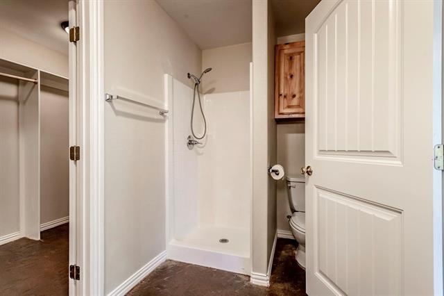 Building Photo - 206 Pr 4573