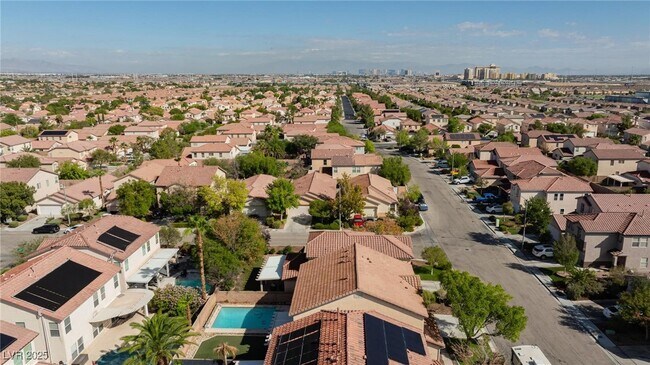 Building Photo - 11135 Alora St