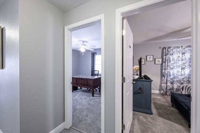 Building Photo - PRICE DROP!! FURNISHED ANNUAL RENTAL- WATERFRONT