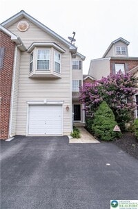 Building Photo - 5811 Fresh Meadow Dr