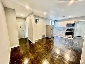 Building Photo - 2 bedroom in BRONX NY 10463