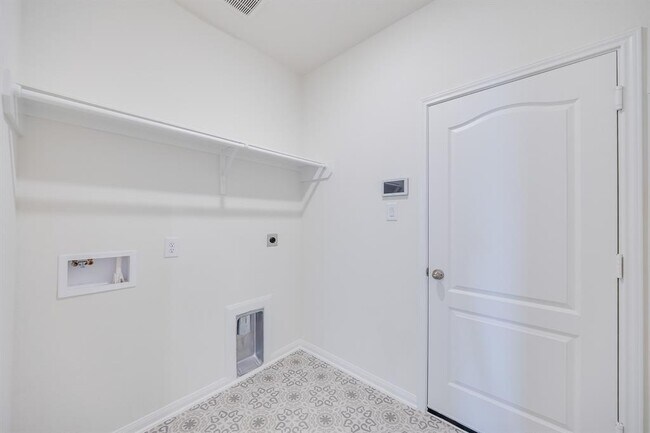 Building Photo - 8130 Leisure Pt Dr
