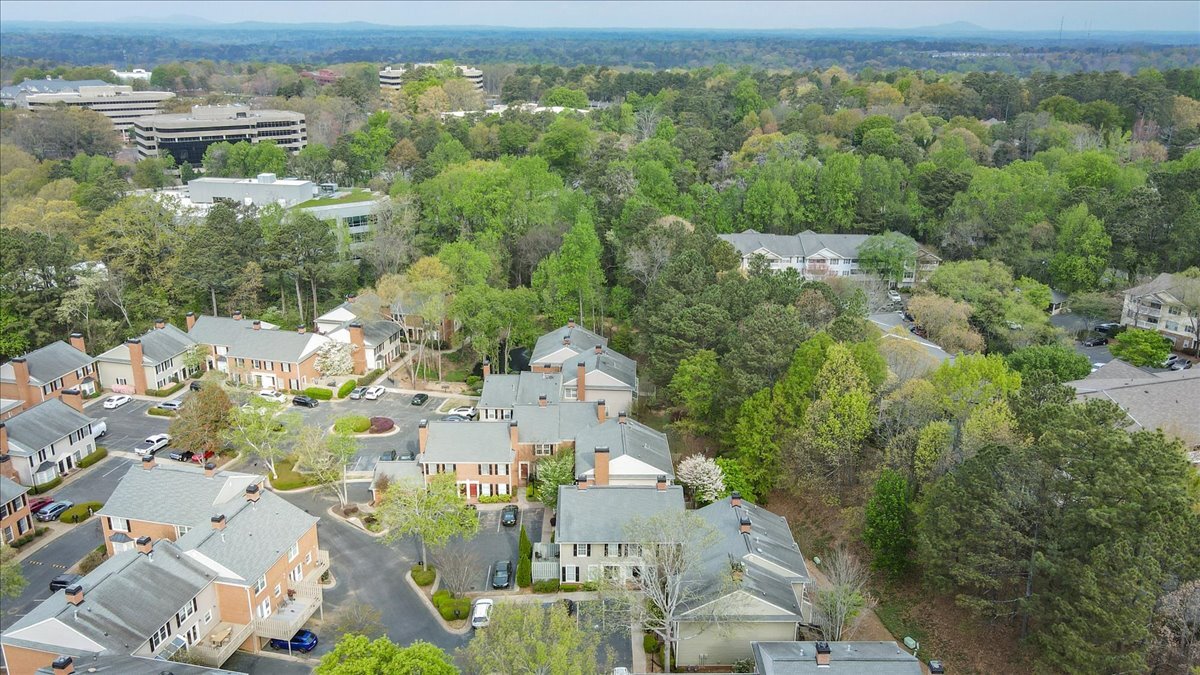 Building Photo - 28 Mount Vernon Cir