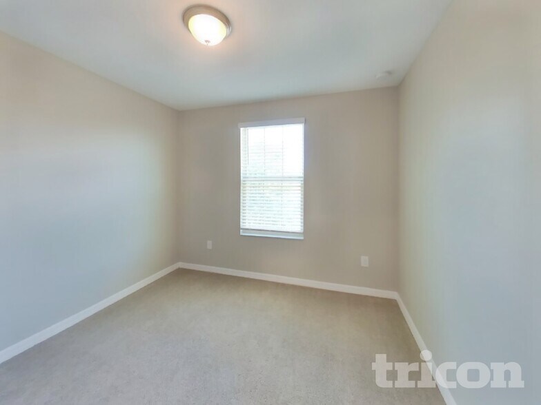 Building Photo - 12727 Lemon Pepper Dr