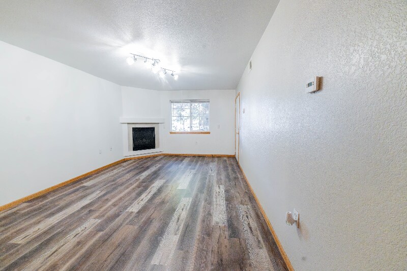 Building Photo - 1221 University Ave