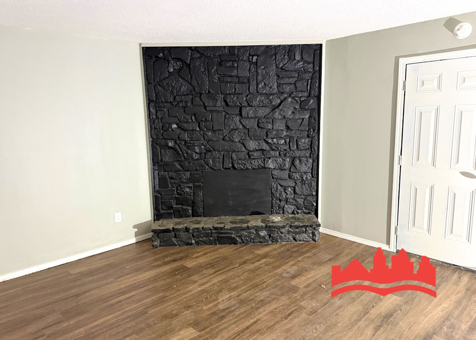 Building Photo - 5636 Maple Tree Dr