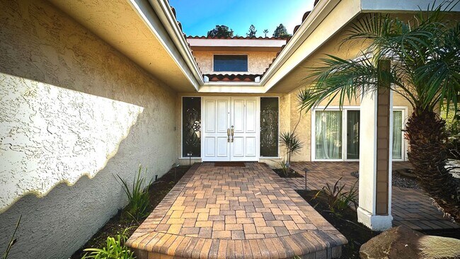 Building Photo - ABSOLUTELY STUNNING ENTERTAINER HOME (4 be...