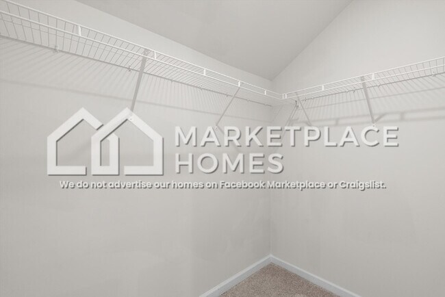 Building Photo - 605 Count Fleet Ct