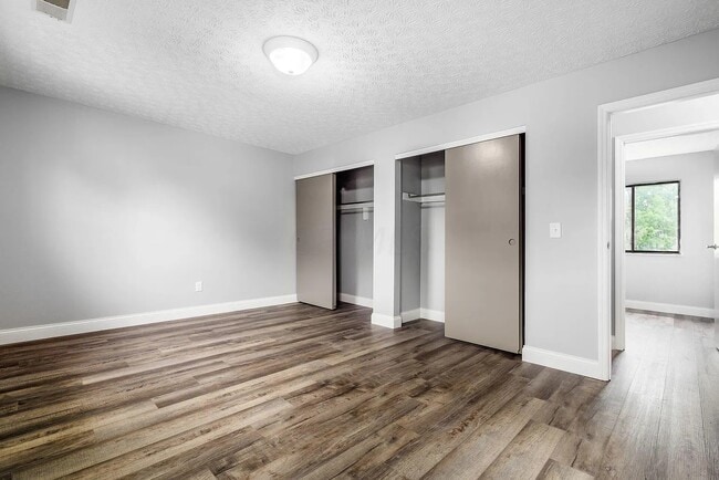 Building Photo - 2125 Scottingham Dr