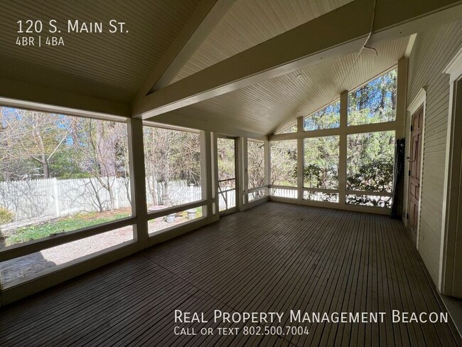 Building Photo - 120 S Main St