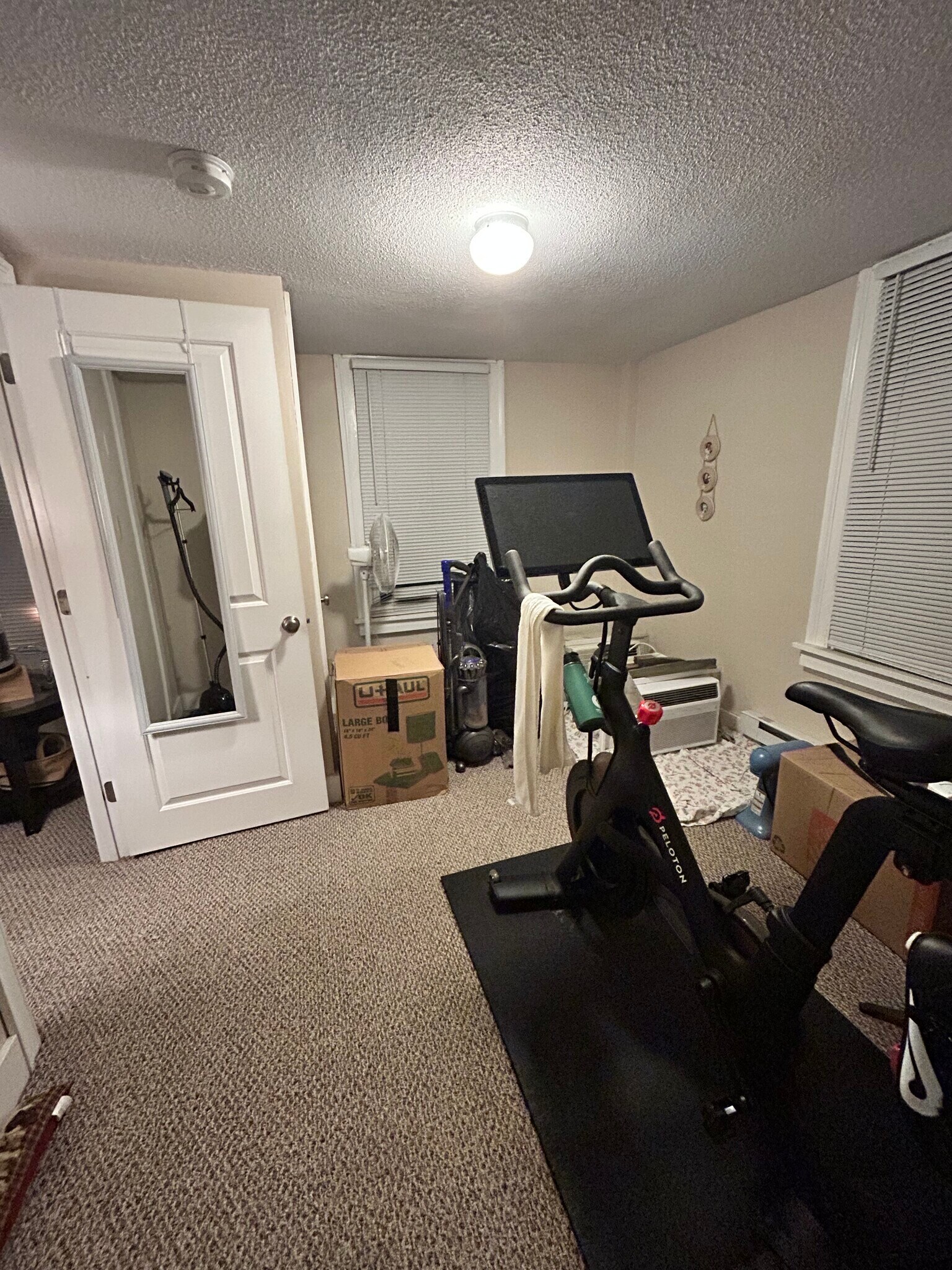 Building Photo - 163 N Main St