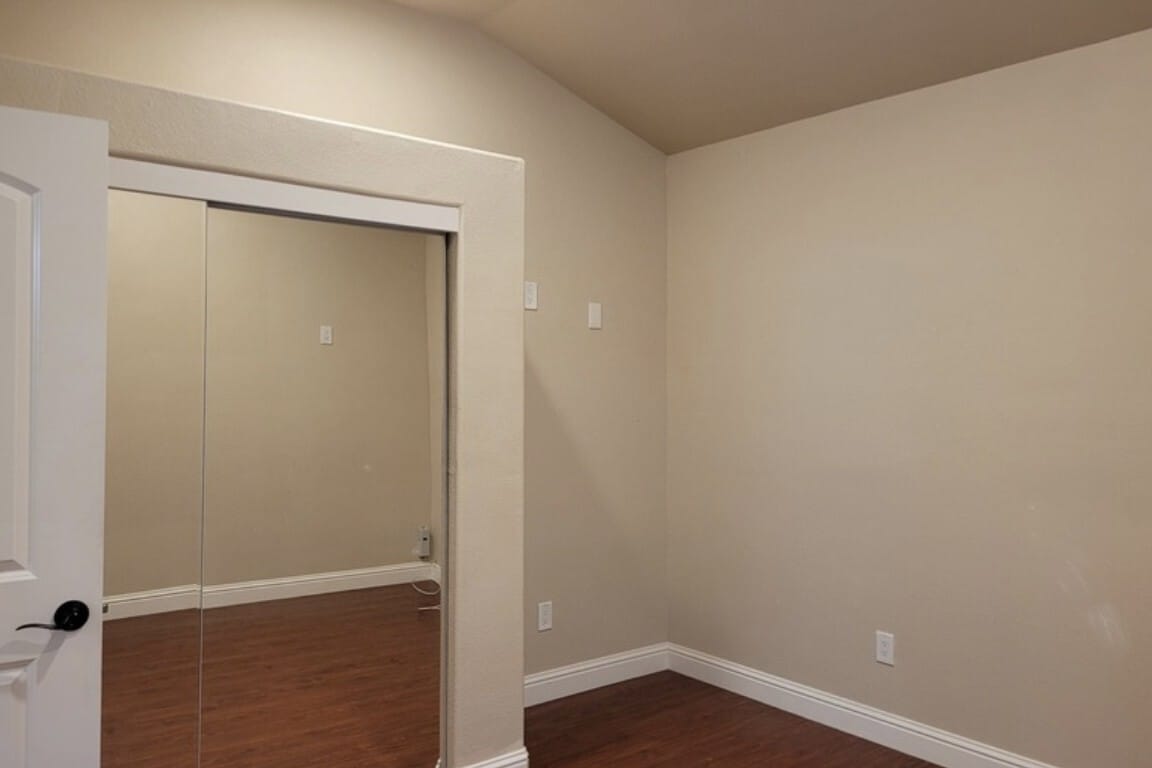 Building Photo - 15895 La Mirada Ct