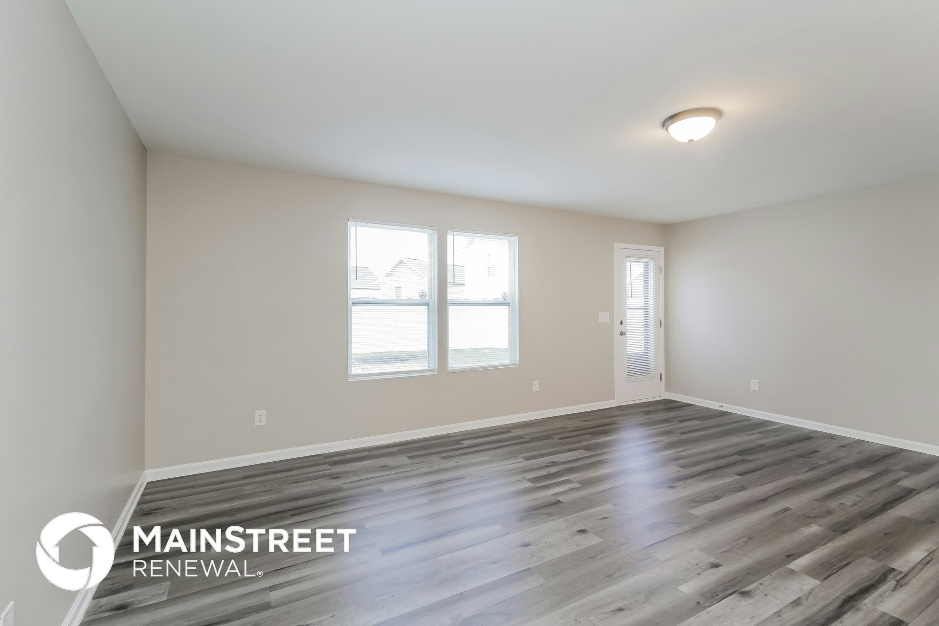 Building Photo - 347 Cornielle Ln