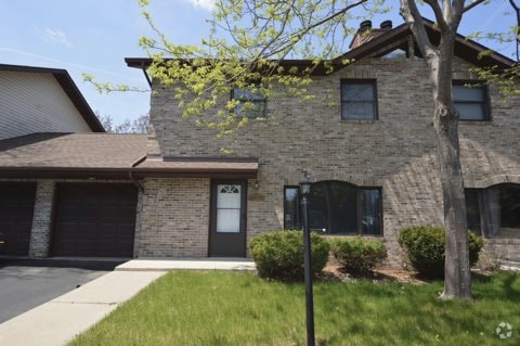 Building Photo - 1828 Birch Rd