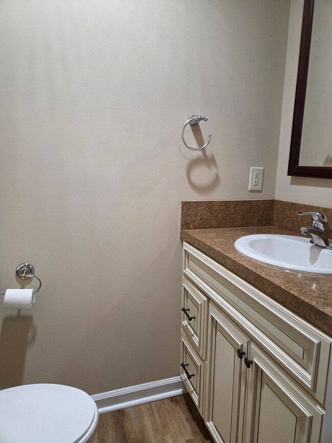 Building Photo - 2 bedroom in Sherills Ford