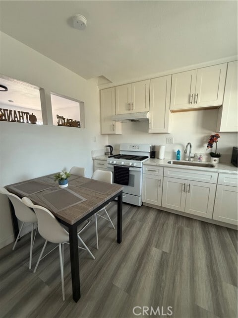 Building Photo - 2437 Cogswell Rd