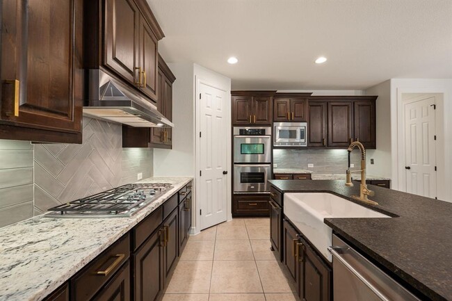 Building Photo - 2201 Quarry Loop