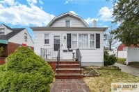 Building Photo - 56 Caroline Ave