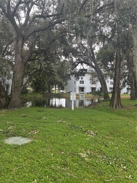 Building Photo - 7218 E Bank Dr