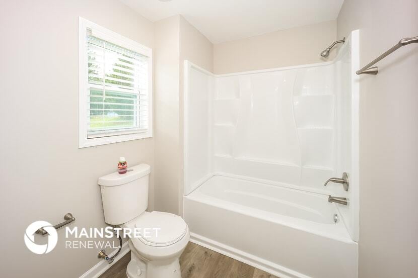 Building Photo - 1815 Quailwood Dr