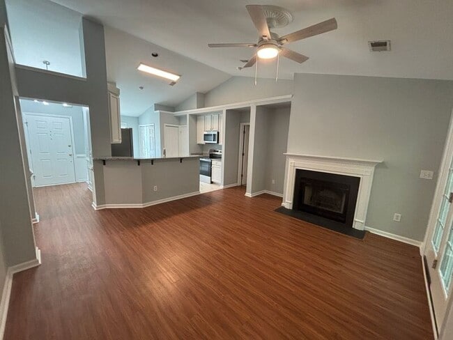 Building Photo - 3307 Crowell Ln