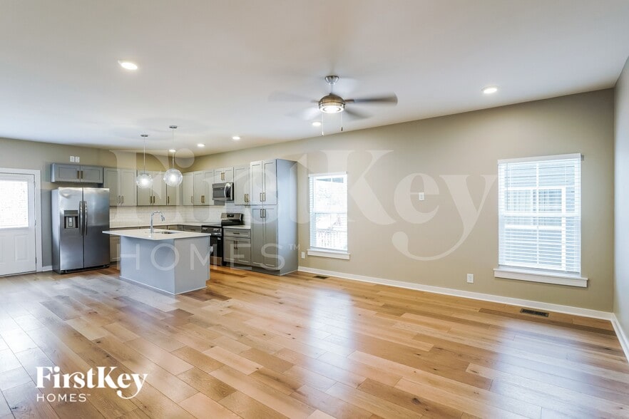 Building Photo - 1149 Alcove Wy